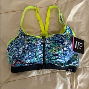 Victoria’s Secret Knockout Front-Close Sports Bra